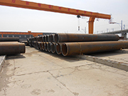 ما هو الفرق بين الأنابيب الفولاذية الملحومة والأنابيب الفولاذية الحلزونية الملحومة