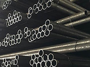 Surface treatment of steel pipes after welding after stainless steel re-rolling