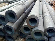 Especificações e cálculo de peso de um tubo de aço sem costura de parede espessa de 108 mm.